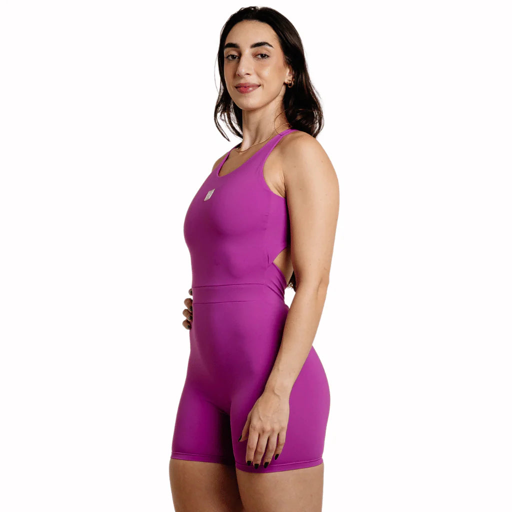 Macaquinho Lírio - Fitness Feminino - Modelo Alongado