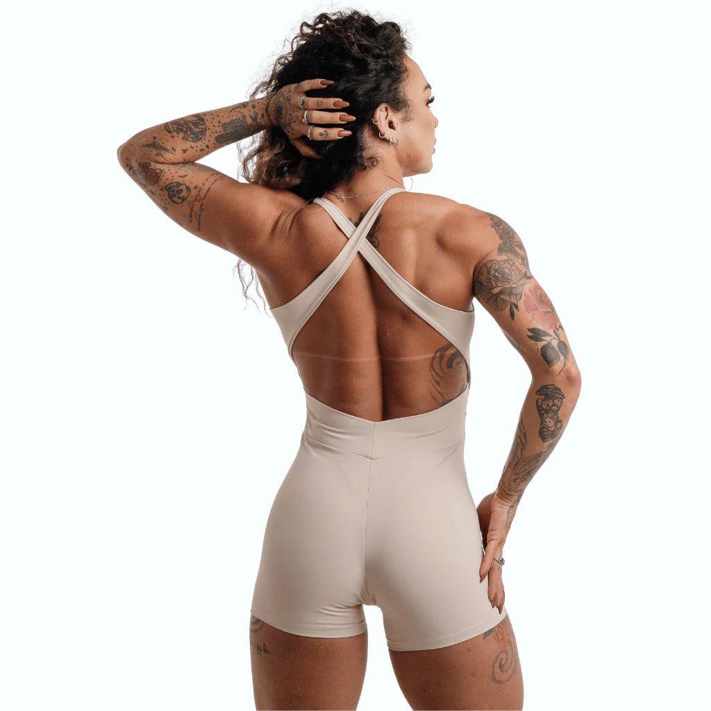 Macaquinho Lírio - Fitness Feminino - Modelo Curto